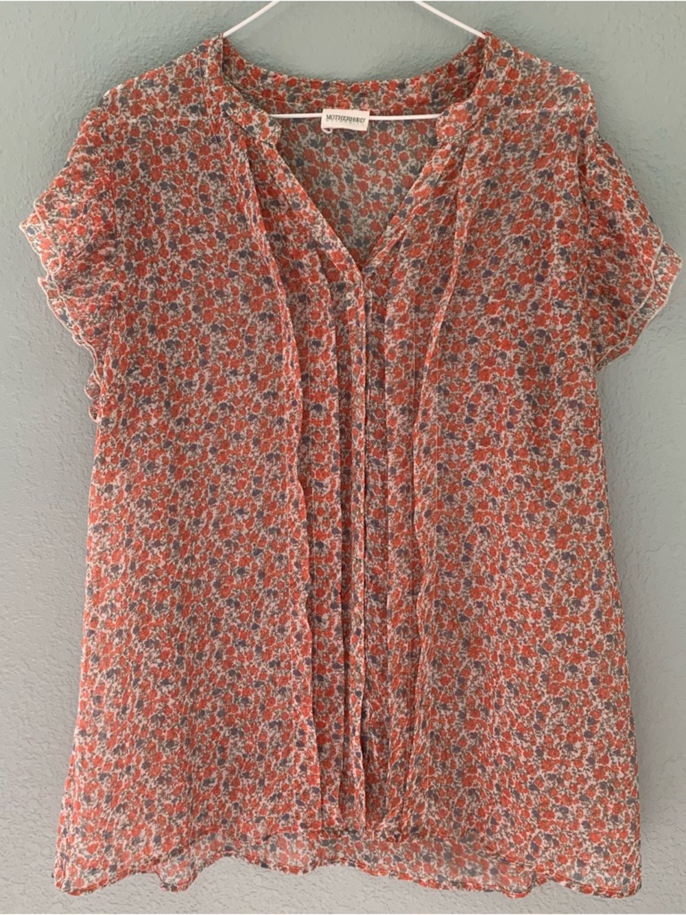 Motherhood Coral Floral Pintuck‎ Flutter Sleeve Blouse